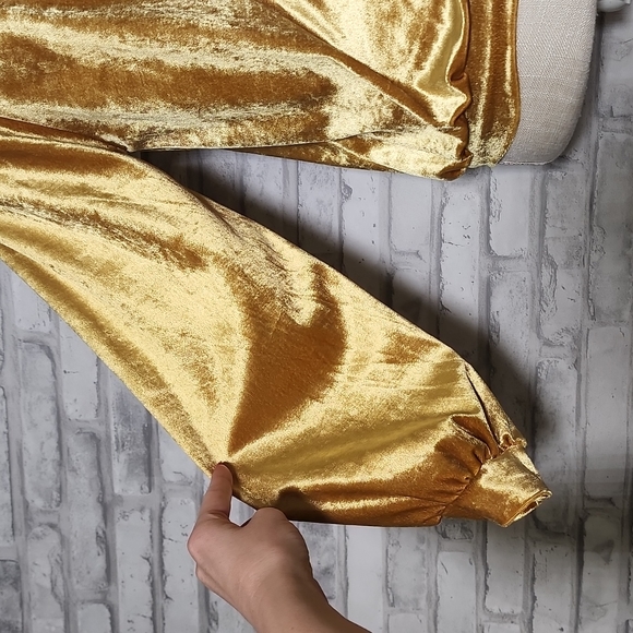 Anthropologie Maeve Yellow Gold Retro 70s Candace Velvet Top - Picture 5 of 11